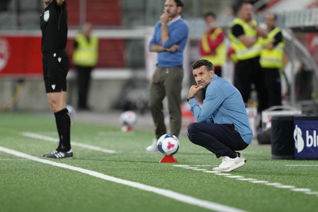Thun, Switzerland - September 02: Headcoach Luka Elsner (LS) during the Brack Super League match between FC Thun and FC Lausanne at VISANA STADION on September 02, 2026 in Thun, Switzerland. Copyright: xKjetilxWaberx xSPPx Sportspressphoto_SPR222241