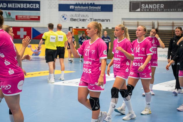HSG Blomberg Lippe GER vs. TuS Metzingen GER, Handball, Women s Handball Bundesliga 1, Matchday 2, 2026–2027 Season, Blomberg, September 2, 2026—Svenja Demmel of TuS Metzingen, 21, is sad after the loss to HSG Blomberg Lippe GER at the Blomberg Synflex Arena on Ulmenallee, Germany