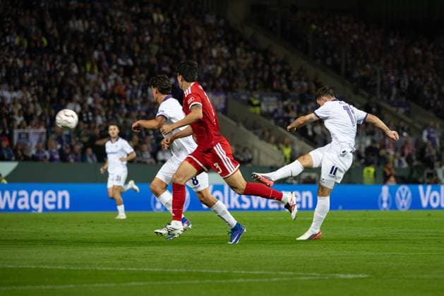 Goal for the 1-0 lead by Robin Meißner, 11 Osnabrück, VfL Osnabrück vs. FC Bayern Munich, DFB Cup, 1st Round, September 2, 2026. DFB regulations prohibit any use of photographs as image sequences and or quasi-video. Osnabrück, Lower Saxony, Germany Copyright: xkolbert-press MarcxNiemeyerx
