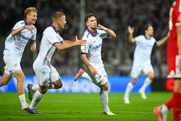 DFB Cup 26-27: VfL Osnabrück vs. FC Bayern Munich on September 2, 2026, at the Bremer Brücke in Osnabrück—cheers, goal celebrations, Goal scorers, Robin Meißner (Osnabrück) celebrates after scoring the 1–0 goal MT