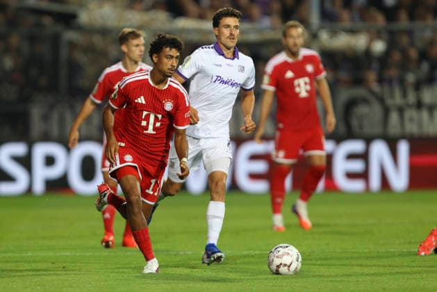 Nathaniel Brown of FC Bayern Munich in action, on the ball, making a solo run during the DFB Cup match between VfL Osnabrück and FC Bayern Munich at Bremer Brücke on September 2, 2026, in Osnabrück, Germany Photo by Oliver Kaelke, DeFodi Images Nathaniel Brown of FC Bayern Munich controls the ball during the DFB Cup match between VfL Osnabrück and FC Bayern Munich at Bremer Brücke on September 2, 2026 in Osnabrück, Germany Photo by Oliver Kaelke DeFodi Images Photo by Oliver Kaelke DeFodi Images