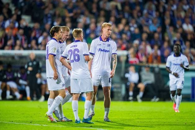 September 2, 2026 Soccer, 2026–2027, DFB Cup, 1st Round, VfL Osnabrück vs. FC Bayern Munich Referee: Jannik Müller (Osnabrück), Niklas Wiemann (Osnabrück), Fridolin Wagner (Osnabrück), Bjarke Jacobsen (Osnabrück) after Harry Kane’s goal to make it 1–1 (Munich). DFB regulations prohibit any use of photographs as image sequences and or quasi-video.