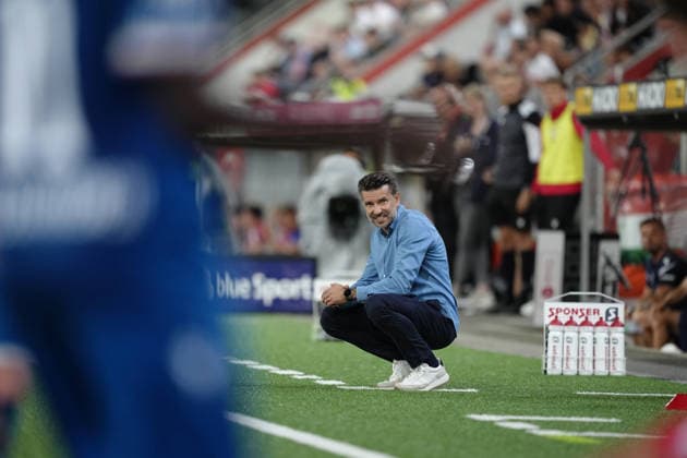 Thun, Switzerland - September 02: Headcoach Luka Elsner (LS) during the Brack Super League match between FC Thun and FC Lausanne at VISANA STADION on September 02, 2026 in Thun, Switzerland. Copyright: xKjetilxWaberx xSPPx Sportspressphoto_SPR222344