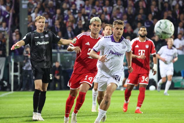 September 2, 2026, xrekx, Soccer DFB Cup First Round, VfL Osnabrück vs. FC Bayern Munich v l Jonas Krumrey VfL Osnabrück Osnabrück Luis Diaz FC Bayern Munich Patrick Kammerbauer VfL Osnabrück Osnabrück Osnabrück