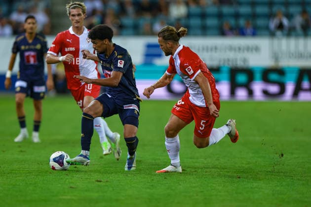 September 2, 2026, Soccer, Brack Super League 2026–27, Round 6, FC Luzern vs. FC Vaduz, Thermoplan Arena, Luzern, Switzerland. Tyron Owusu (24), FC Luzern, left, in a tackle with Liridon Berisha (5), FC Vaduz. Photo by Urs Ottiger