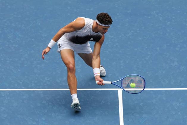 US Open tennis tournament - Day 4 Ben Shelton of the US in action against Hubert Hurkacz of Poland during the Men s Singles second round match of the US Open Tennis Championships in Flushing Meadows, New York, USA, 02 September 2026. FLUSHING MEADOWS NEW YORK United States  Copyright: xBRIANxHIRSCHFELDx