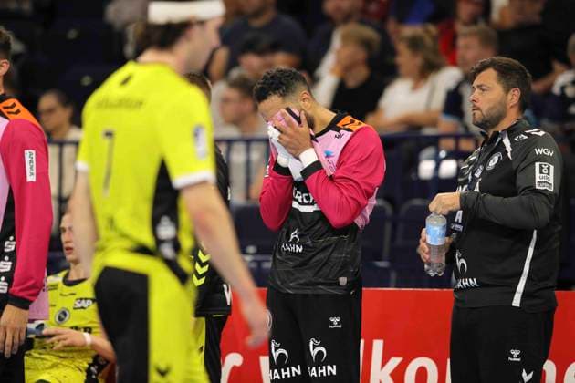 Photo: Disappointment after the final whistle. Goalkeeper Mohamed EL TAYAR, Stuttgart Men s Handball, 1st Bundesliga, Matchday 2, Wed, Sep 2, 2026. Handball 1st League: HCH Hamburg vs. TVB Stuttgart, 34–34