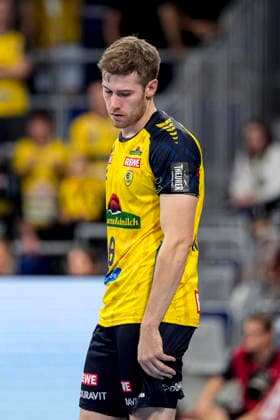 Tim Nothdurft RNL, 8, player for the Rhein Neckar Löwen, looking disappointed, disappointment, frustration, pessimistic, single frame, single photo, action, 02 09 2026, Mannheim, Germany, handball, Bundesliga, Rhein-Neckar Löwen vs. VfL Gummersbach xozx