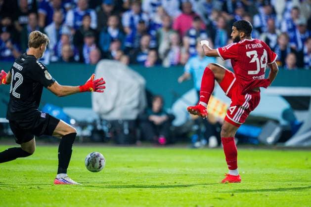 September 2, 2026 Soccer, 2026–2027, DFB Cup, 1st Round, VfL Osnabrück vs. FC Bayern Munich, Referee Bernd Riesselmann (Osnabrück), Ismael Saibari (Munich). DFB regulations prohibit any use of photographs as image sequences and or quasi-video.