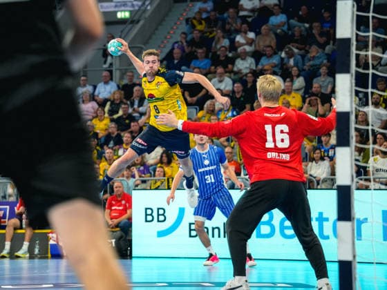 September 2, 2026, xwppx, Opel HBL Handball, Rhein-Neckar Löwen vs. VfL Gummersbach; from left: Tim Nothdurft (Rhein-Neckar Löwen), Bertram Obling (VfL Gummersbach), Mannheim