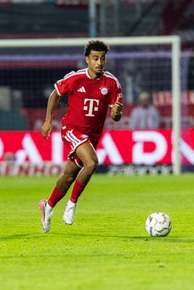 OSNABRUECK, GERMANY - SEPTEMBER 02: Nathaniel Brown(FC Bayern Muenchen, 11) controls the ball during the DFB Pokal match between VfL Osnabrueck vs. FC Bayern Muenchen at Bremer Bruecke on matchday 1 of the DFB Pokal on September 02, 2026 in Osnabrueck, Germany. DFB REGULATIONS PROHIBIT ANY USE OF PHOTOGRAPHS AS IMAGE SEQUENCES AND OR QUASI-VIDEO. Lower Saxony Germany Copyright: xSteffiexWunderlx