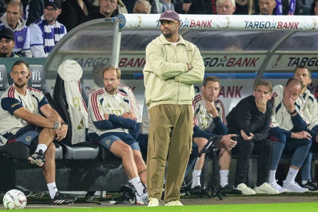 Soccer, DFB Cup, 20260902, VfL Osnabrück vs. FC Bayern Munich. Pictured: Bayern coach Vincent KOMPANY, Osnabrück, Osnatel Arena, Lower Saxony, Germany Copyright: Passion2Press MarkusxFischerx