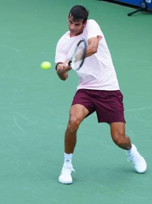 Rafael Jodar in first round action 2026 US Open, Day Four, USTA Billie Jean King National Tennis Center, New York, USA - 02 Sep 2026New York USTA Billie Jean King National T New York (NY) United States of America EDITORIAL USE ONLY No use with unauthorised audio, video, data, fixture lists, club league logos or live services. Online in-match use limited to 120 images, no video emulation. No use in betting, games or single club league player publications.  Copyright: xJavierxGarcia Shutterstockx 17124553br