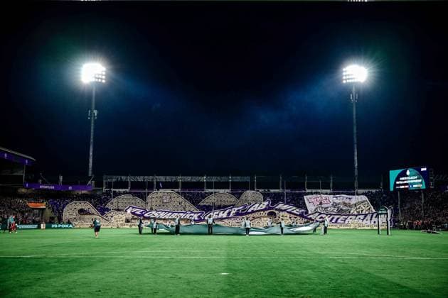 Choreography: Choreo Fans Osnabrück, VfL Osnabrück vs. FC Bayern Munich, DFB Cup, 1st Round, September 2, 2026. DFB regulations prohibit any use of photographs as image sequences and or quasi-video. Osnabrück, Lower Saxony, Germany Copyright: xkolbert-press MarcxNiemeyerx