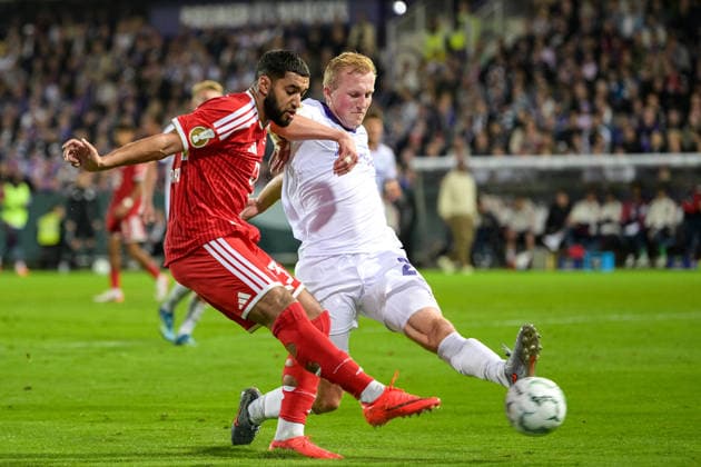 Soccer, DFB Cup, 20260902, VfL Osnabrück vs. FC Bayern Munich. Pictured, from left: Ismael SAIBARI (Bayern), 34, Niklas WIEMANN (Osnabrück), 25. Osnabrück, Osnatel Arena, Lower Saxony, Germany Copyright: Passion2Press MarkusxFischerx
