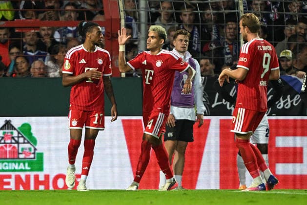 DFB Cup 26-27: VfL Osnabrück vs. FC Bayern Munich on September 2, 2026, at the Bremer Brücke in Osnabrück—cheers, goal celebrations, Goal scorers, goal scorer Michael Olise; Bayern Munich celebrates after his goal to make it 1–3, with Luis Diaz; Bayern Munich MT