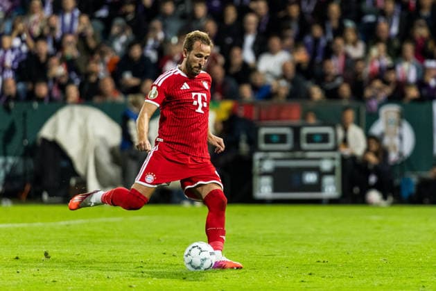 OSNABRUECK, GERMANY - SEPTEMBER 02: Harry Kane (FC Bayern Muenchen, 9) shoots the penalty scoring the 1:4 goal during the DFB Pokal match between VfL Osnabrueck vs. FC Bayern Muenchen at Bremer Bruecke on matchday 1 of the DFB Pokal on September 02, 2026 in Osnabrueck, Germany. DFB REGULATIONS PROHIBIT ANY USE OF PHOTOGRAPHS AS IMAGE SEQUENCES AND OR QUASI-VIDEO. Lower Saxony Germany Copyright: xSteffiexWunderlx