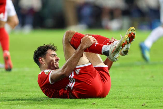 Aleksander Pavlovic of FC Bayern Munich on the ground, gesturing during the DFB Cup match between VfL Osnabrück and FC Bayern Munich at Bremer Brücke on September 2, 2026, in Osnabrück, Germany Photo by Oliver Kaelke DeFodi Images Aleksander Pavlovic of FC Bayern Munich on the ground, gesturing during the DFB Cup match between VfL Osnabrück and FC Bayern Munich at Bremer Brücke on September 2, 2026 in Osnabrück, Germany Photo by Oliver Kaelke, DeFodi Images Photo by Oliver Kaelke, DeFodi Images