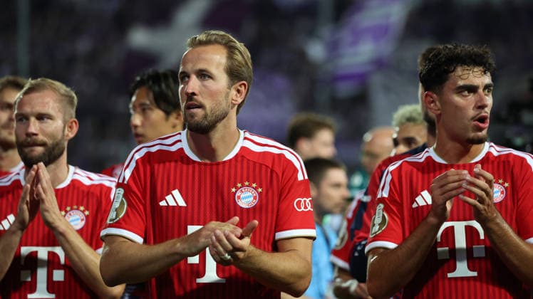 September 2, 2026, xrekx, Soccer DFB Cup First Round, VfL Osnabrück vs. FC Bayern Munich, Harry Kane, FC Bayern Munich, Aleksandar Pavlovic, FC Bayern Munich team, players celebrating after the match, team, players, celebrating at the end of the match, Osnabrück
