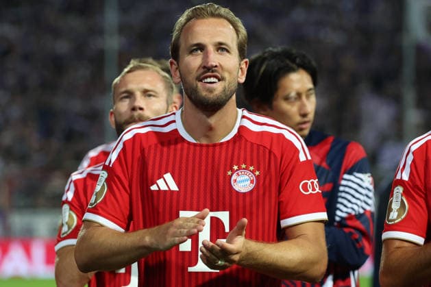 September 2, 2026, xrekx, Soccer, DFB Cup, First Round, VfL Osnabrück vs. FC Bayern Munich, Harry Kane, FC Bayern Munich team, players celebrating after the match, team, players, celebrating at the end of the match, Osnabrück