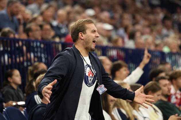 Handball I Men s I 2026–2027 Season I Bundesliga I Matchday 2 I Handball Club Hamburg vs. TVB Stuttgart I September 2, 2026 Niklas Weller Handball Club Hamburg Hamburg Barclaycard Arena Hamburg Germany Copyright: xLobeca RalfxHomburgx