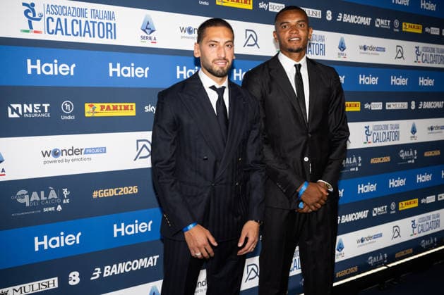 IPA88043461 - Manuel Akanji and Hakan Calhanoglu—AIC 2026 Grand Soccer Gala, at the Teatro alla Scala in Milan, Italy, on September 2, 2026.  Copyright: xRiccardoxSpadettoxDexPaulis IPAxSportx xx 88043461