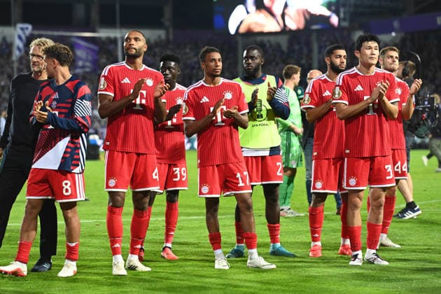 Victory celebration, cheering, joy, cheers, FC Bayern Munich Soccer, DFB Cup, 1st Round, VfL Osnabrück vs. FC Bayern Munich 1–4 on September 2, 2026, at the Stadion an der Bremer Brücke in Osnabrück, Germany. DFL and DFB regulations prohibit any use of photographs as image sequences and or quasi-video.