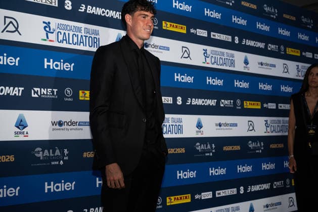 IPA88045618 - Alessandro Bastoni - AIC 2026 Grand Football Gala, at the Teatro alla Scala in Milan, Italy, on September 2, 2026.  Copyright: xRiccardoxSpadettoxDexPaulis IPAxSportx xx 88045618