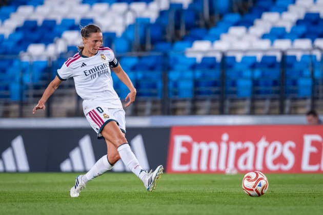 Real Madrid CF v Ajax - Women s Champions League 2026 27 Sandie Toletti of Real Madrid CF is in action with the ball during the UEFA Women s Champions League 2026 27 third qualifying round second leg football match between Real Madrid and Ajax at Estadio Alfredo Di Stefano on September 2, 2026 in Madrid, Spain. Madrid Estadio Alfredo Di Stefano Madrid Spain Copyright: xAlbertoxGardinx AGardin_20260902_Foot_WCha_Rea_Mad_Aja_0028