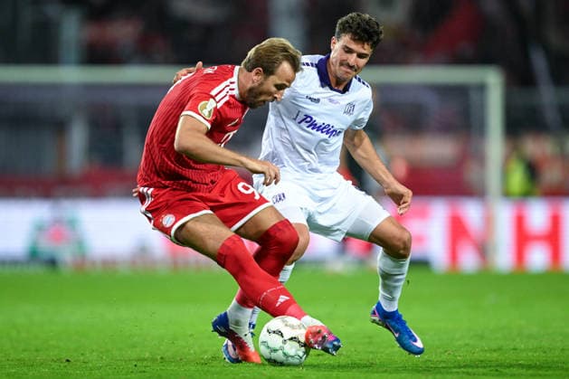 DFB Cup 26-27: VfL Osnabrück vs. FC Bayern Munich on September 2, 2026, at the Bremer Brücke in Osnabrück; Harry Kane of Bayern Munich in a one-on-one battle against Leonhard of Münster, Osnabrück MT