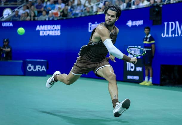 US Open tennis tournament - Day 4 Carlos Alcaraz of Spain in action against Jaime Faria of Portugal during their Men s Singles second round match at the US Open Tennis Championships in Flushing Meadows, New York, USA, 02 September 2026. FLUSHING MEADOWS NEW YORK United States  Copyright: xCRISTOBALxHERRERA-ULASHKEVICHx