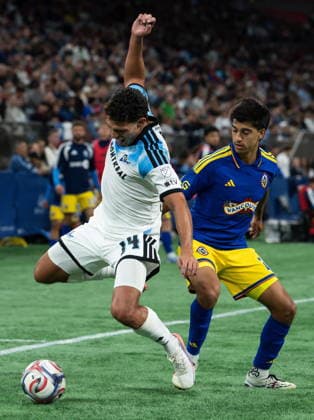 September 2, 2026, Vancouver, Bc, CANADA: CF Montreal s Daniel Rios (14) and Vancouver Whitecaps Mathias Laborda (2) vie for the ball during first half Canadian Championship semifinal soccer action in Vancouver on Wednesday, September 2, 2026. Canada News - September 2, 2026  - ZUMAc35_ 20260902_zaf_c35_126 Copyright: xEthanxCairnsx