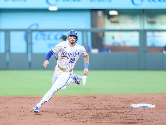 SEP 2, 2026: Kansas City Royals infielder Nick Loftin (12) rounds second base in the 1st inning against the Miami Marlins at Kauffman Stadium Kansas City, MO. CSM MLB, Baseball Herren, USA 2026: Marlins Vs Royals Sep 2nd  - ZUMAc04_ 20260902_zma_c04_034 Copyright: xRomanxPunox