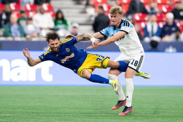 September 2, 2026, Vancouver, Bc, CANADA: Vancouver Whitecaps Tristan Blackmon (33) is pushed by CF Montreal s Hennadii Synchuk (18) during second half Canadian Championship semifinal soccer action in Vancouver on Wednesday, Sept. 2, 2026. Canada News - September 2, 2026  - ZUMAc35_ 20260902_zaf_c35_142 Copyright: xEthanxCairnsx