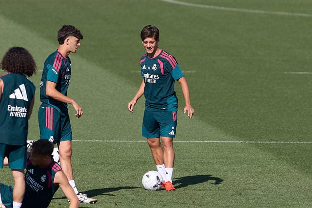 ESP Real Madrid Training Day: Arda Güler of Real Madrid during the team s training session ahead of the LaLiga EA Sports match against Real Betis at the Real Madrid Sports Complex in Valdebebas, Madrid, on September 3, 2026, Spain, Madrid, Spain Copyright: xAgenciaxLOFx