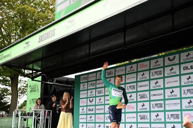 2026 Lloyds Tour of Britain Men Picture by Zac Williams SWpix.com - 03 09 2026 - Cycling - UCI ProSeries - 2026 Lloyds Tour of Britain Men - Stage 2: Boston to Skegness (181.1km) - Lewis Askey (NSN Cycling Team) wearing the leaders jersey Cycling Copyright: x xSWpix.comx(t axPhotographyxHubxLtd)xZacxWilliams SWpix.comx SWP-3030-21961