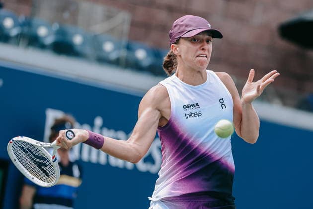 US Open tennis tournament - Day 5 Iga Swiatek of Poland in action against Nadia Podoroska of Argentina during the Women™s Singles second round match of the US Open Tennis Championships in Flushing Meadows, New York, USA, 03 September 2026. FLUSHING MEADOWS NEW YORK United States  Copyright: xOLGAxFEDOROVAx