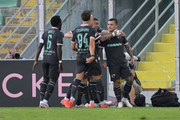 Esultanza al goal dell 1-0 di Gabriel Strefezza del Palermo durante la partita dei sedicesimi di finale di coppa Italia tra Palermo e Mantova allo stadio Renzo Barbera di Palermo Italia - GiovedÃ¬ 03 settembre 2026. - Calcio. (Foto di Giovanni Isolino Lapresse)  Copyright: xGiovannixIsolino LaPressex