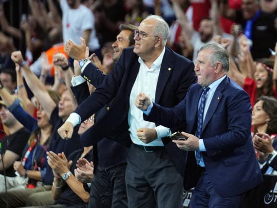 Turkiye v Germany - CEV EuroVolley 2026 ISTANBUL, TURKIYE - SEPTEMBER 3: Turkish Youth and Sports Minister Osman Askin Bak (R) and Turkish Volleyball Federation President Mehmet Akif Ustundag (2nd R) reacts during the CEV Women s European Volleyball Championship quarterfinal match between Turkiye and Germany at Sinan Erdem Sports Hall in Istanbul, Turkiye, on September 3, 2026. Esra Bilgin Anadolu Istanbul Turkey. Editorial use only. Please get in touch for any other usage.  Copyright: x2026xAnadoluxEsraxBilginx