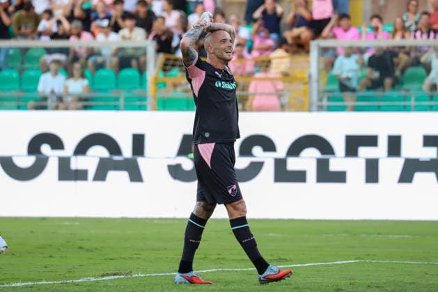 IPA88075261 - Antonio Palumbo (Palermo F.C.) shows his disappointment after missing a goal during the Coppa Italia Round of 16 match between Palermo F.C. and Mantova 1911 at Renzo Barbera Stadium in Palermo, Italy, on September 3, 2026.  Copyright: xVincenzoxOrlando IPAxSportx xx 88075261