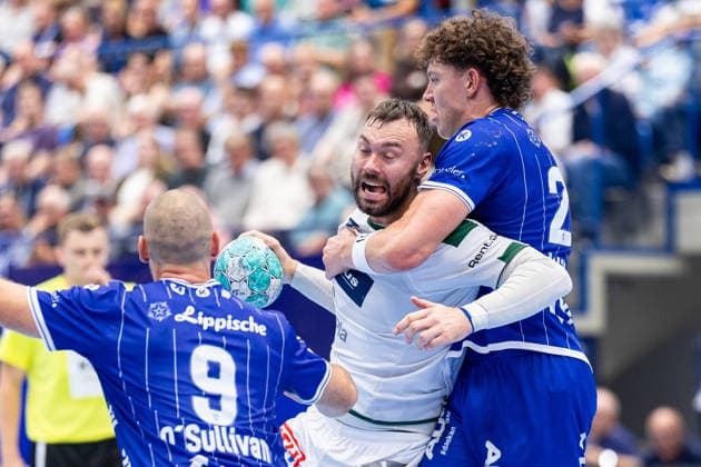 L R Christian O Sullivan TBV Lemgo Lippe, 09, Nikolaj Laeso HSG Wetzlar, 32, Joel Willecke TBV Lemgo Lippe, 24 GER, TBV Lemgo Lippe vs. HSG Wetzlar, Handball, 1st Bundesliga, Matchday 2, 2026–2027 Season, September 3, 2026 GER, TBV Lemgo Lippe vs. HSG Wetzlar, Handball, Bundesliga 1, Matchday 2, 2026–2027 season, September 3, 2026 Lemgo Copyright: xEibner-Pressefoto JanxRollingerx EP_JSK