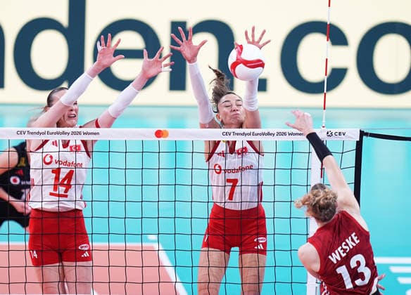 Turkiye v Germany - CEV EuroVolley 2026 ISTANBUL, TURKIYE - SEPTEMBER 3: Turkiye s Eda Erdem Dundar (14) and Hande Baladin (7) in action against Germany s Emilia Weske (13) during the CEV Women s European Volleyball Championship quarterfinal match between Turkiye and Germany at Sinan Erdem Sports Hall in Istanbul, Turkiye, on September 3, 2026. Esra Bilgin Anadolu Istanbul Turkey. Editorial use only. Please get in touch for any other usage.  Copyright: x2026xAnadoluxEsraxBilginx