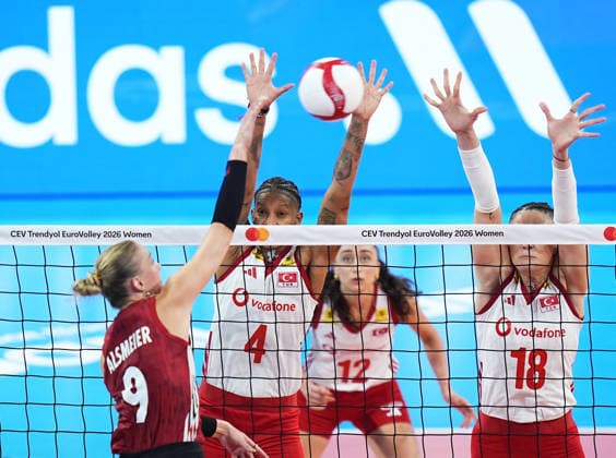 Turkiye v Germany - CEV EuroVolley 2026 ISTANBUL, TURKIYE - SEPTEMBER 3: Turkiye s Melissa Teresa Vargas (4) in action against Germany s Lina Alsmeier (9) during the CEV Women s European Volleyball Championship quarterfinal match between Turkiye and Germany at Sinan Erdem Sports Hall in Istanbul, Turkiye, on September 3, 2026. Esra Bilgin Anadolu Istanbul Turkey. Editorial use only. Please get in touch for any other usage.  Copyright: x2026xAnadoluxEsraxBilginx
