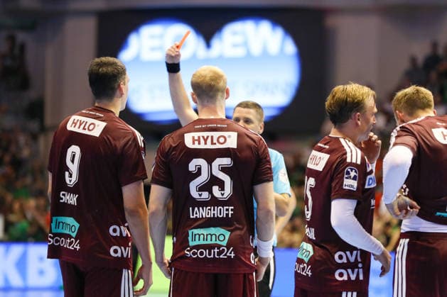 September 3, 2026, xgox, Handball Opel HBL SC Magdeburg vs. Füchse Berlin (emspor), from left: Frederik Simak (Berlin), 9: Red card, sent off, Magdeburg