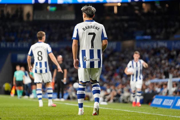 Ander Barrenetxea of Real Sociedad seen during LaLiga EA Sports 26 27 game between teams of Real Sociedad and Celta Vigo (Mickael Ducint Ball Raw Images) San Sebastian Estadio Anoeta Spain Copyright: xMickaelxDucintx mickaelducint_RealSociedad_Celta452