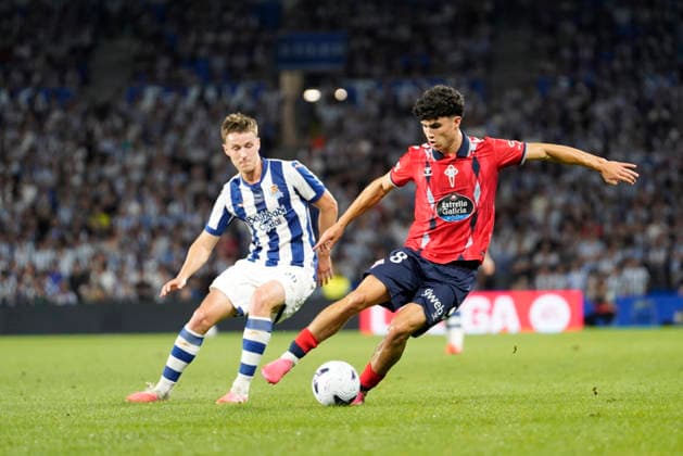 Miguel Roman of Celta Vigo seen during LaLiga EA Sports 26 27 game between teams of Real Sociedad and Celta Vigo (Mickael Ducint Ball Raw Images) San Sebastian Estadio Anoeta Spain Copyright: xMickaelxDucintx mickaelducint_RealSociedad_Celta454