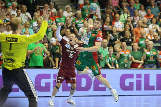 September 3, 2026, xtgx, Opel HBL Handball, SC Magdeburg vs. Füchse Berlin emspor, from left: Elvar Orn Jonsson (Magdeburg), 19 shots on goal, goal scorer, scores a goal, Magdeburg