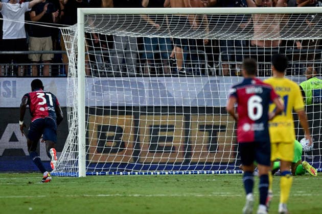 Cagliari s Paul Mendy celebrates after scoring the goal for 1-1 during the Coppa Italia Frecciarossa soccer match between Cagliari Calcio and Hellas Verona at the Unipol Domus in Cagliari, Sardinia - Thursday 3rd september 2026. - Soccer  Copyright: xGianlucaxZuddas LaPressex