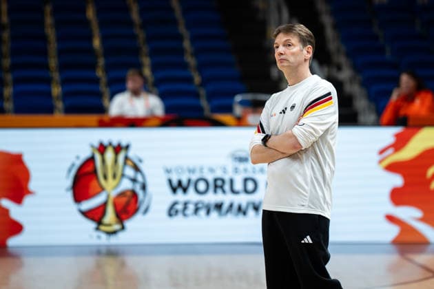 Germany Team Practice - FIBA Women s Basketball World Cup 2026. Head coach Olaf Lange is seen during practice of the Germany national team, Nationalteam at the FIBA Women s Basketball World Cup 2026 in Berlin, Germany, on September 3, 2026. Berlin Germany  Copyright: xMarcinxGolbax originalFilename:golba-germanyt260903_npurE.jpg