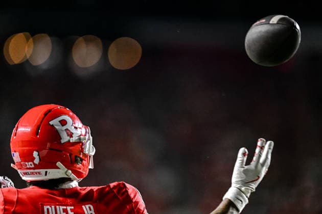 September 3, 2026, Piscataway, Nj, USA: 09 03 26 Rutgers Scarlet Knights wide receiver KJ Duff (8) makes a one handed catch during the 2nd half of the football game between the Massachusetts Minutemen and Rutgers Scarlet Knights at SHI Stadium, Thursday Sept. 3, 2026. Piscataway USA - ZUMAc268 20260903_zsp_c268_035 Copyright: xJamesxPatrickxCooperx